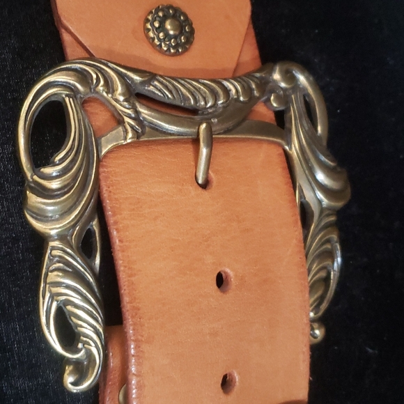 EUC Linea Pelle leather belt with brass details - Picture 7 of 9